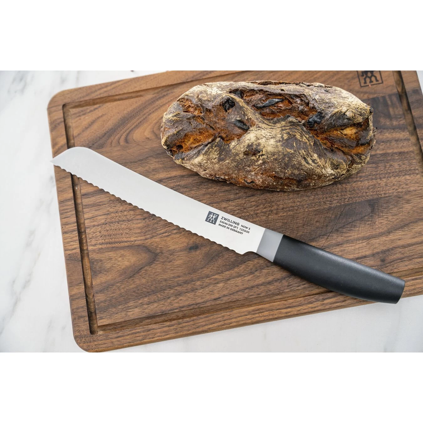 Zwilling Coltello Da Pane Seghettato - 20 Cm, Nero - immagine 2